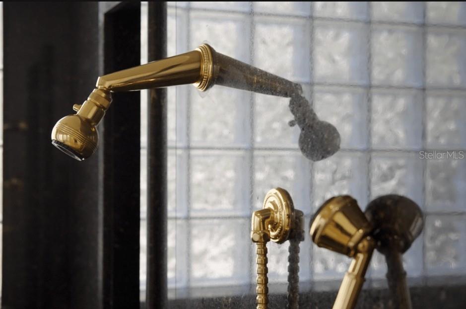 BELLA WOODS IN UNIT 32 - Residential