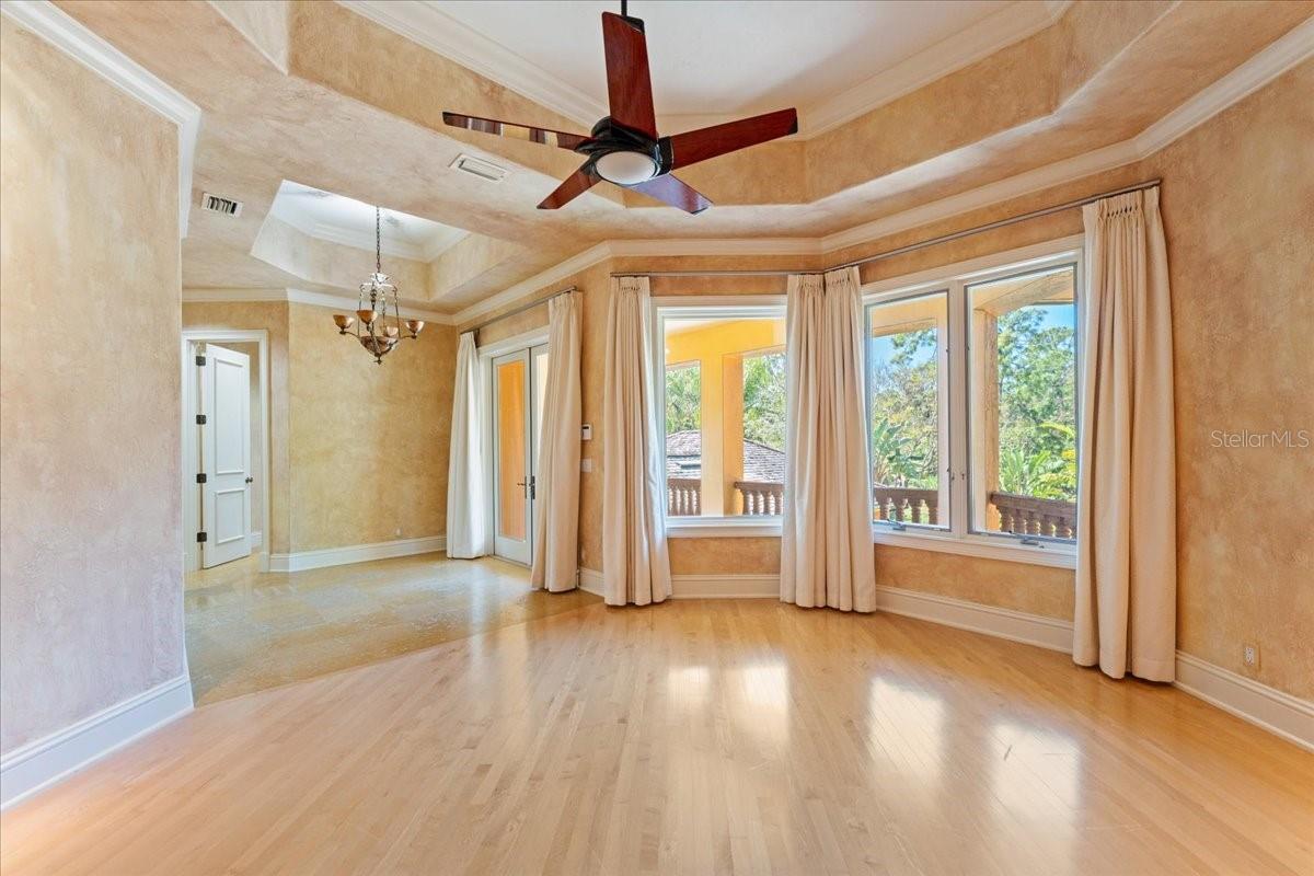 BELLA WOODS IN UNIT 32 - Residential