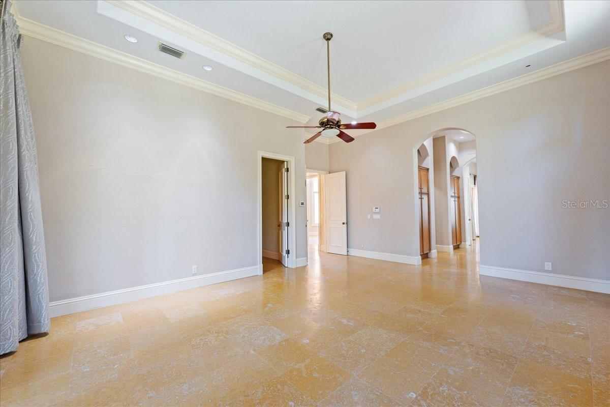 BELLA WOODS IN UNIT 32 - Residential