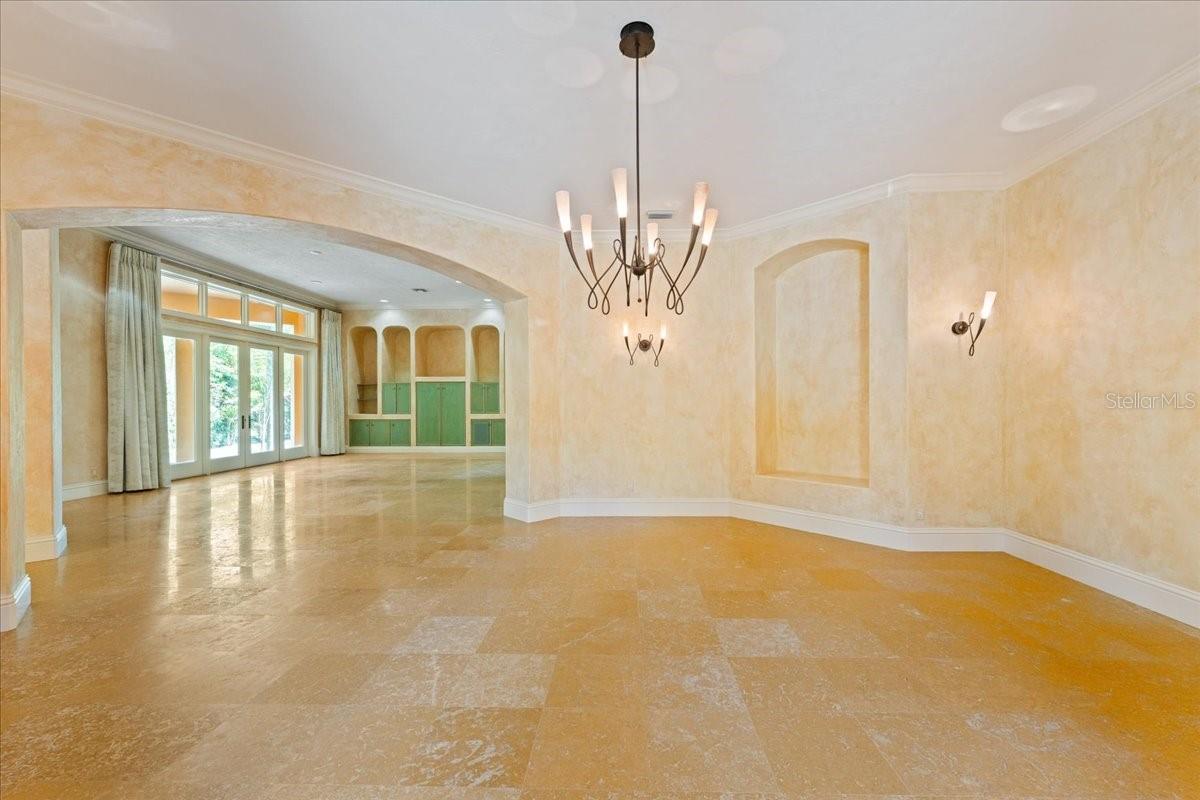 BELLA WOODS IN UNIT 32 - Residential