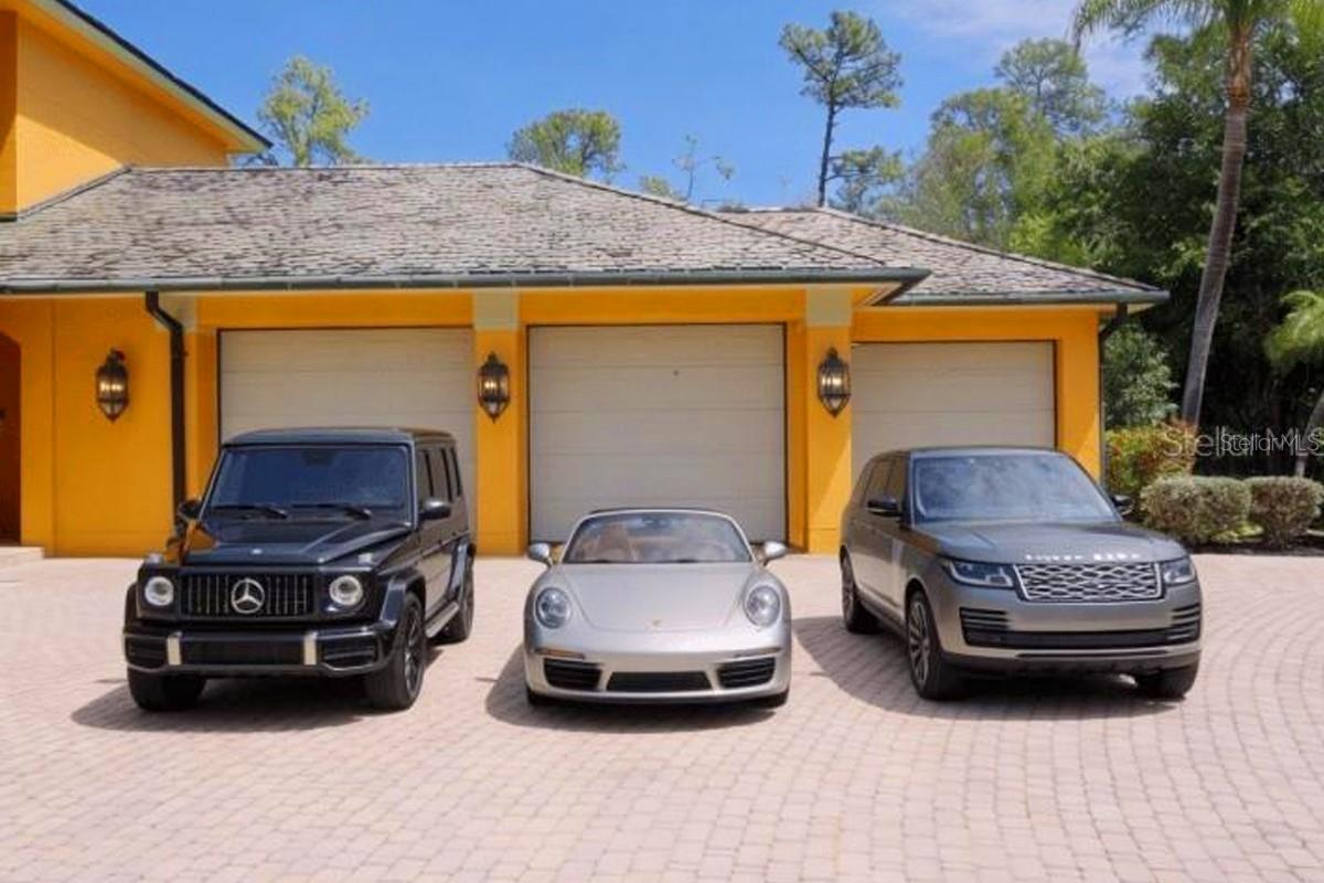 BELLA WOODS IN UNIT 32 - Residential