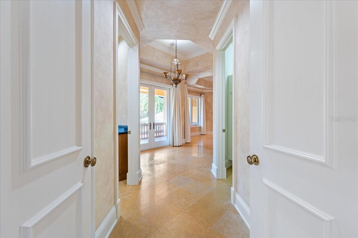 BELLA WOODS IN UNIT 32 - Residential