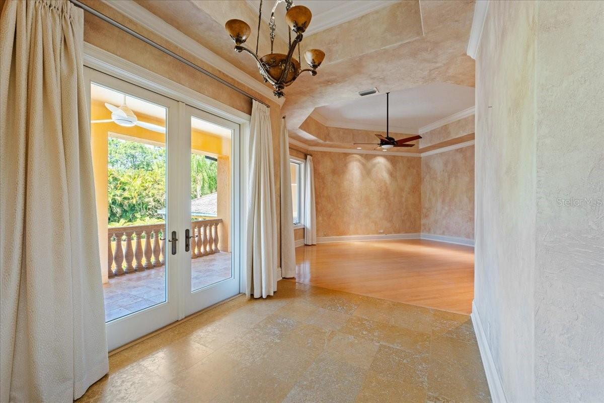 BELLA WOODS IN UNIT 32 - Residential