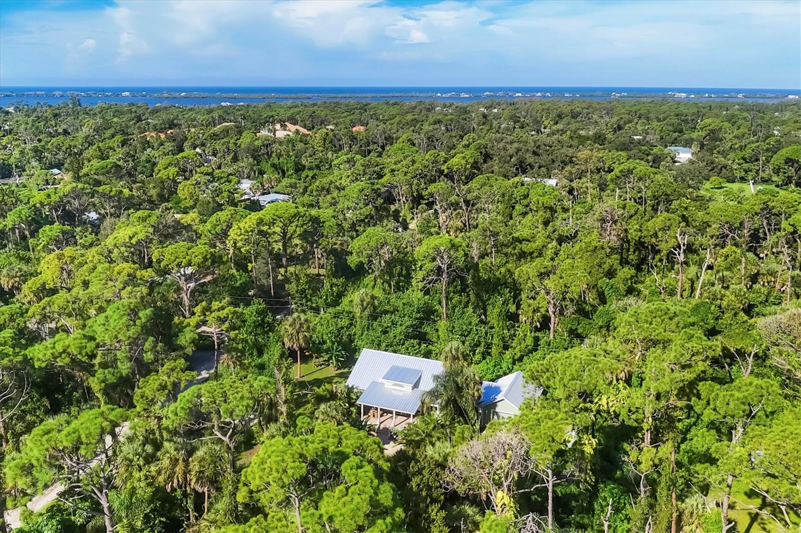 ARTIST ACRES - Residential