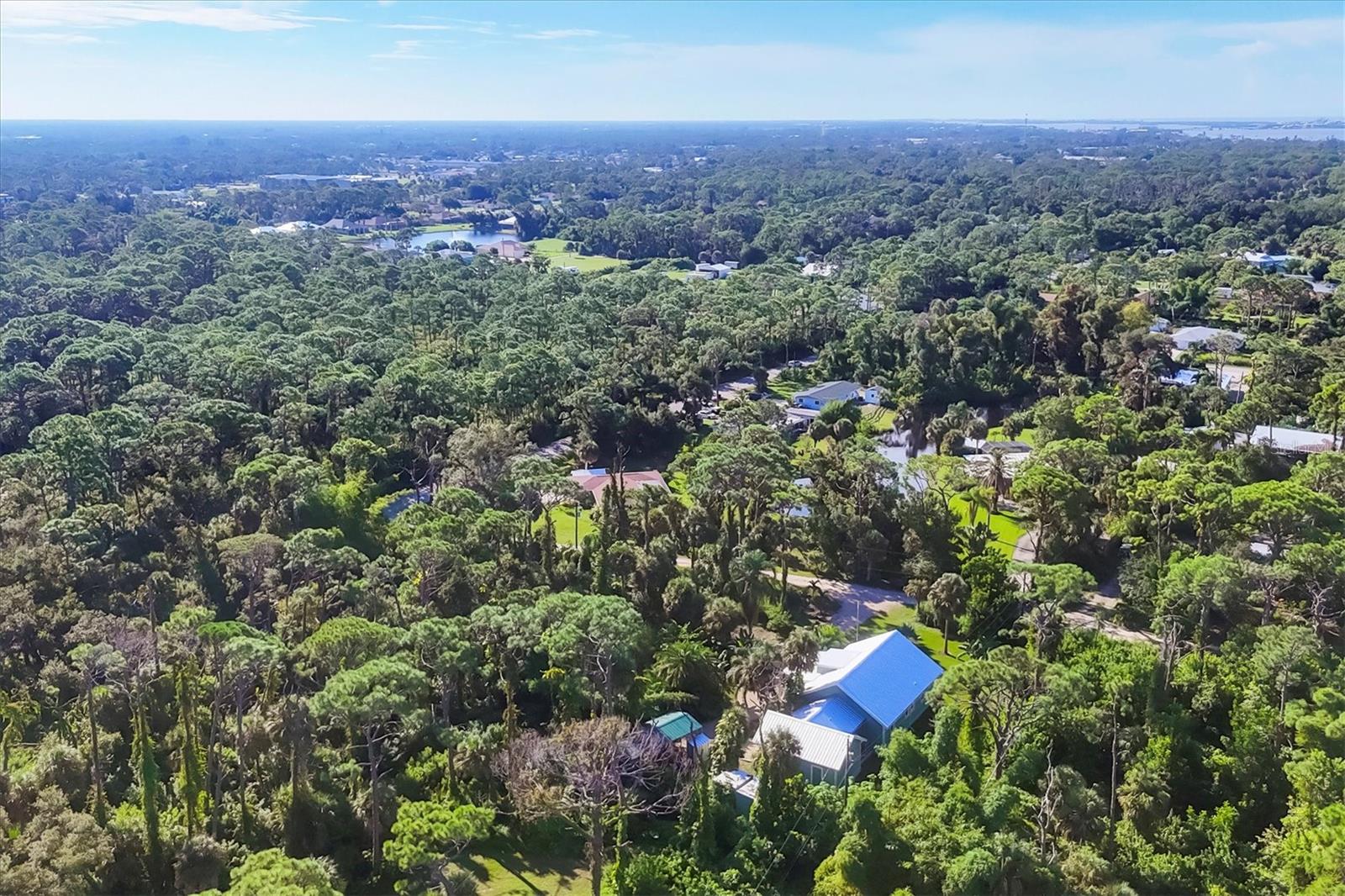 ARTIST ACRES - Residential