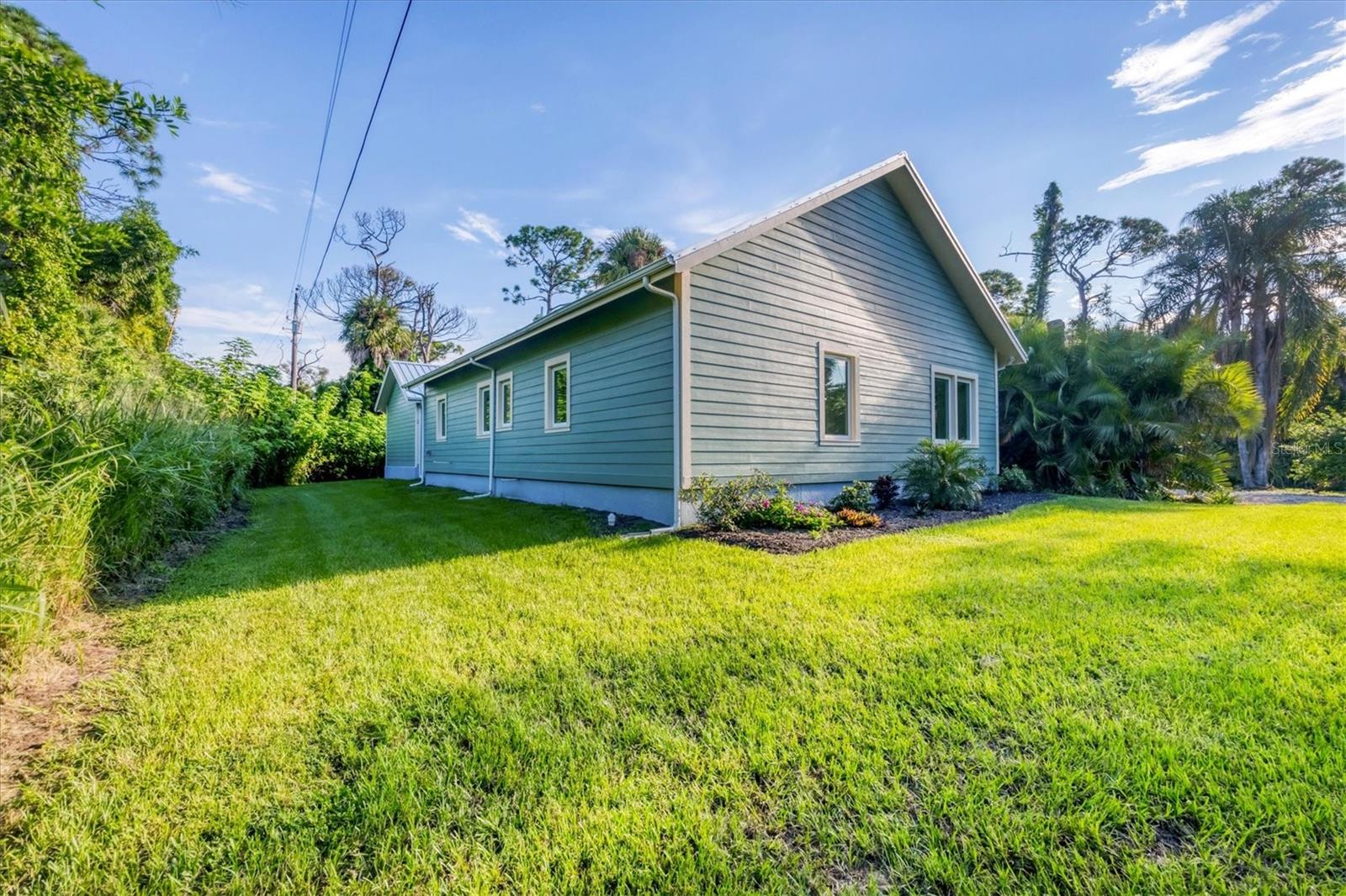 ARTIST ACRES - Residential