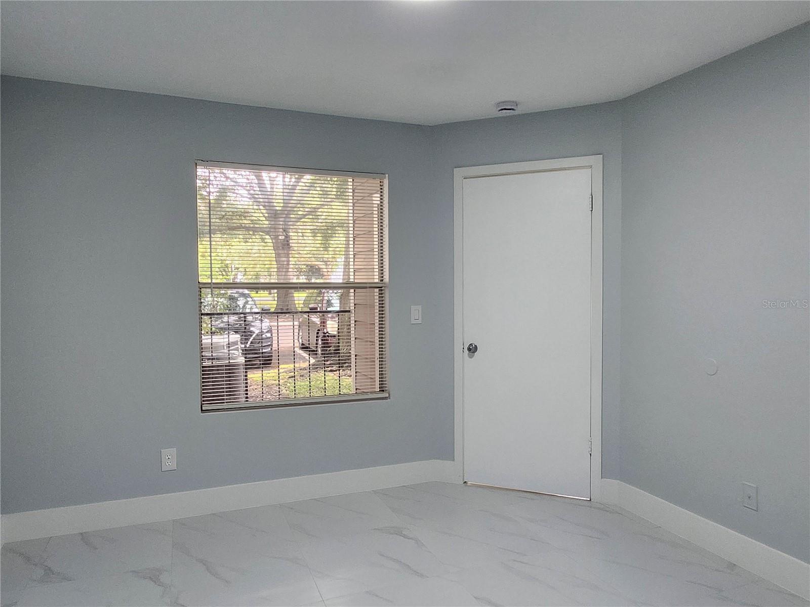 WALDEN PALMS CONDO - Residential Lease