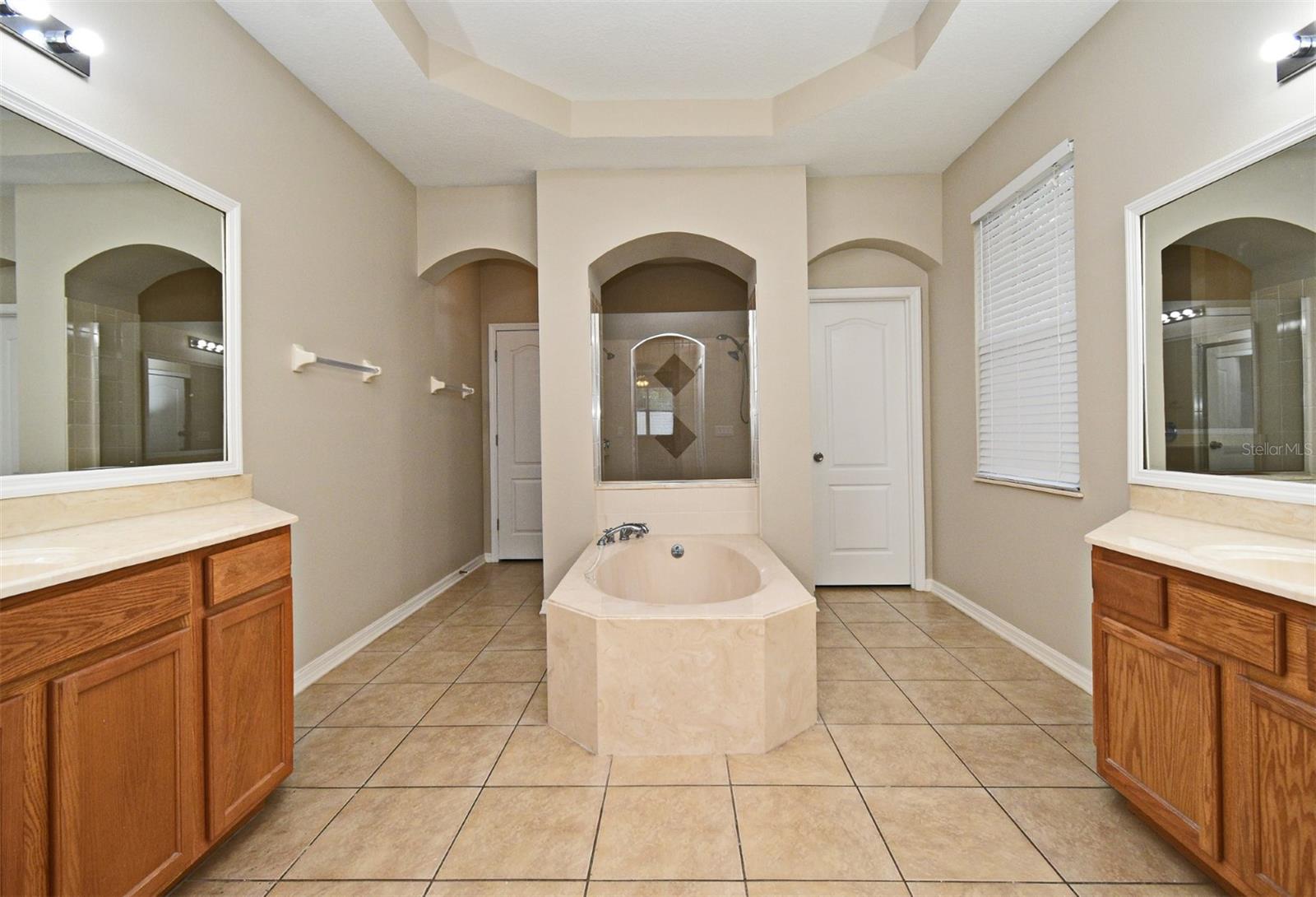 2436 CEDAR KNOLL DRIVE