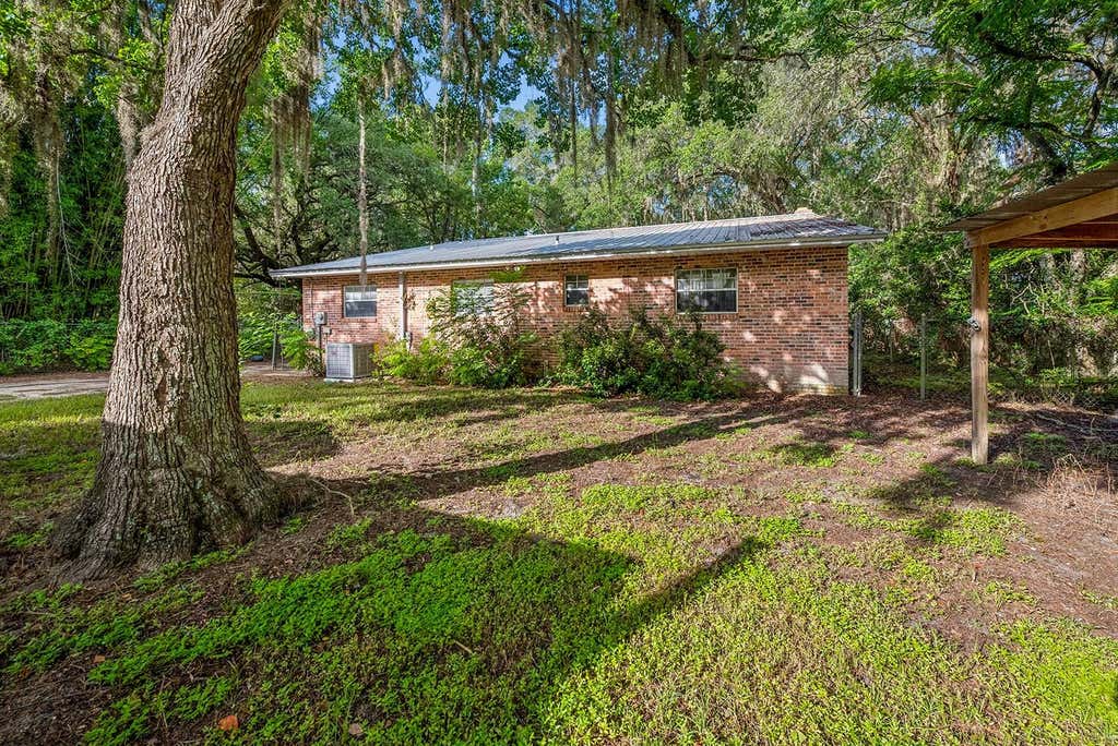 Photo of 7908 Lake Geneva Lane, Keystone Heights, FL 32656 (MLS # GC542078)