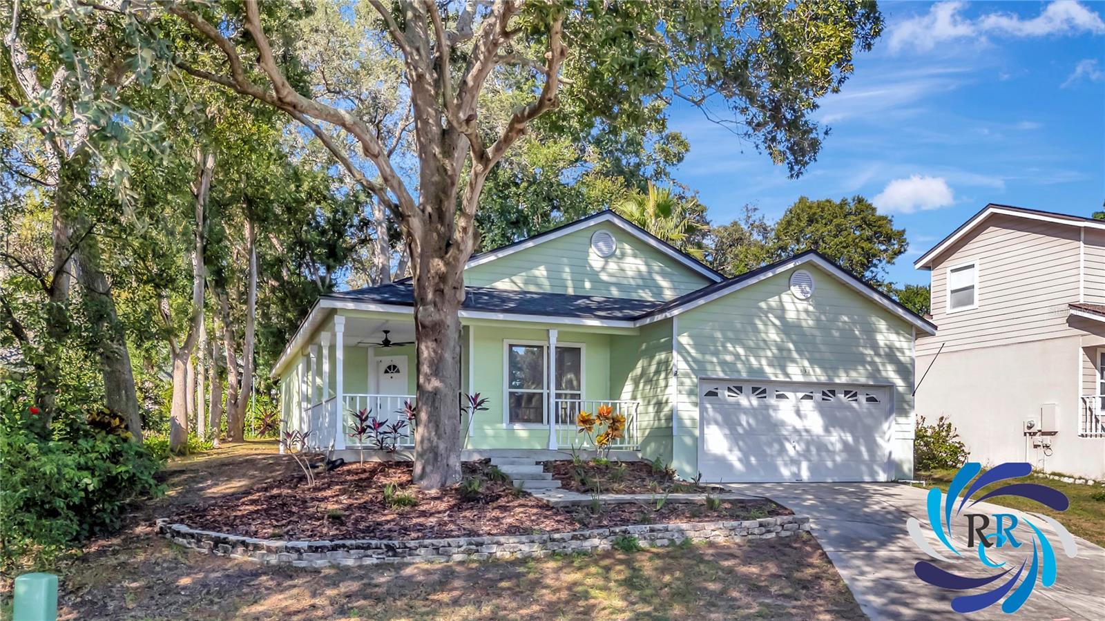 TAVARES WOODS ON LAKE ELSIE LT 01 ORB 1365 PG 1301 - Residential