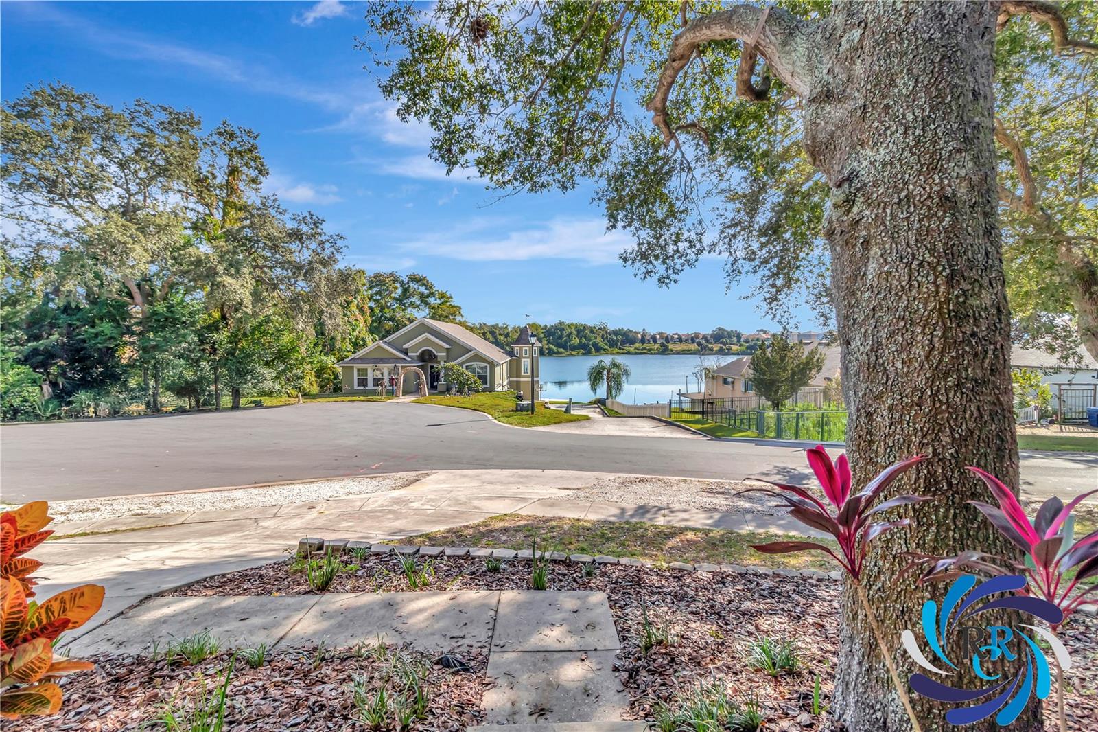 TAVARES WOODS ON LAKE ELSIE LT 01 ORB 1365 PG 1301 - Residential