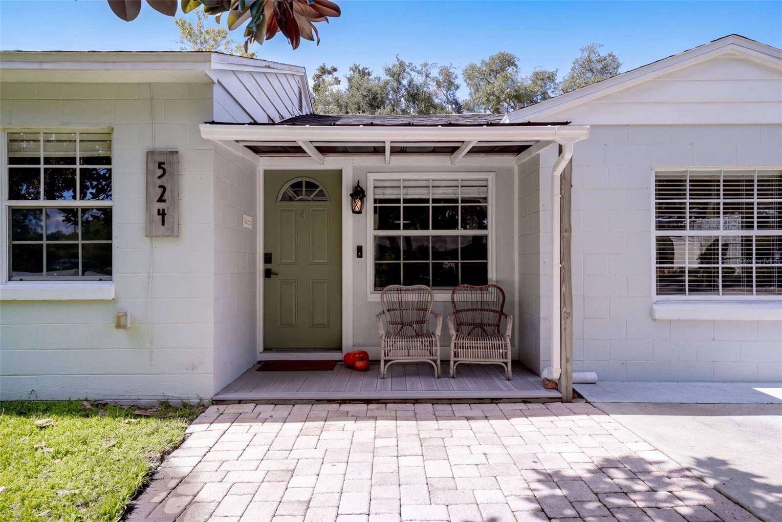 524 S HIGHLAND AVENUE