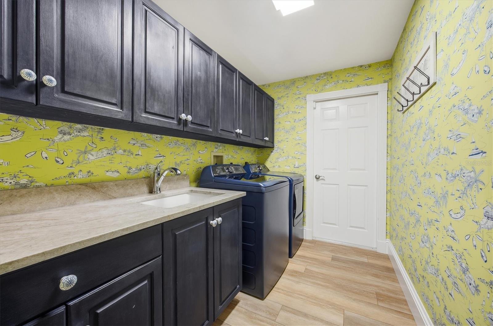 THE RESERVE - Residential