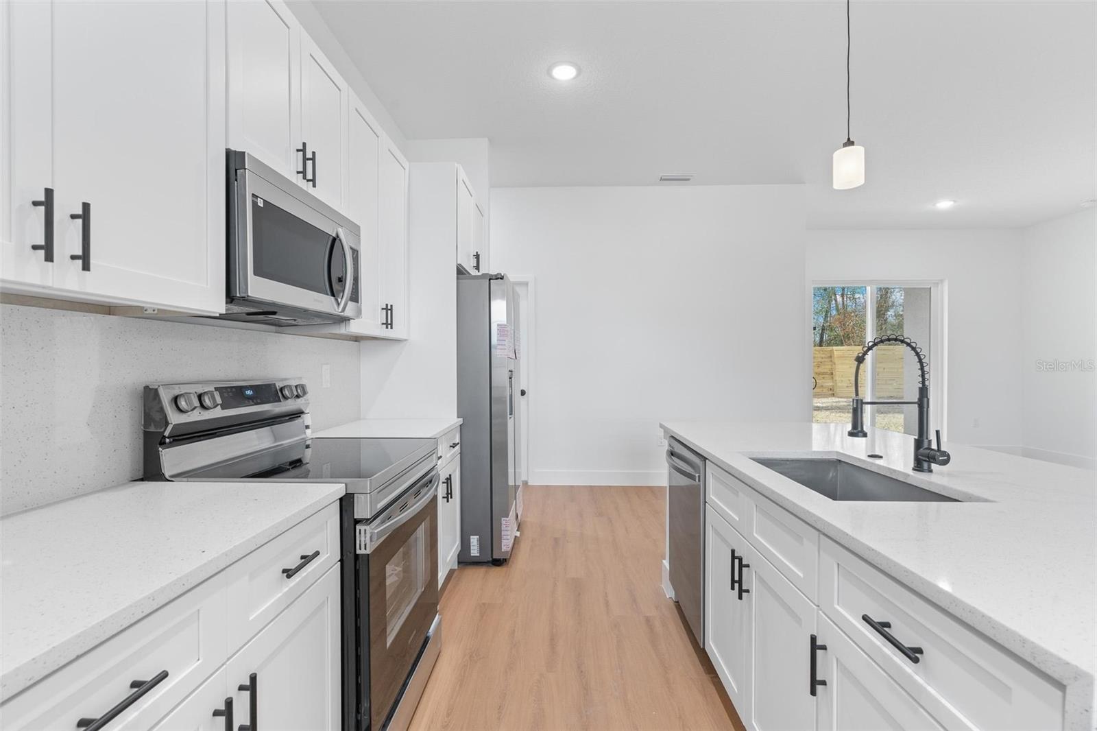 BLOCK 1068/MARION OAKS UN SEV - Residential