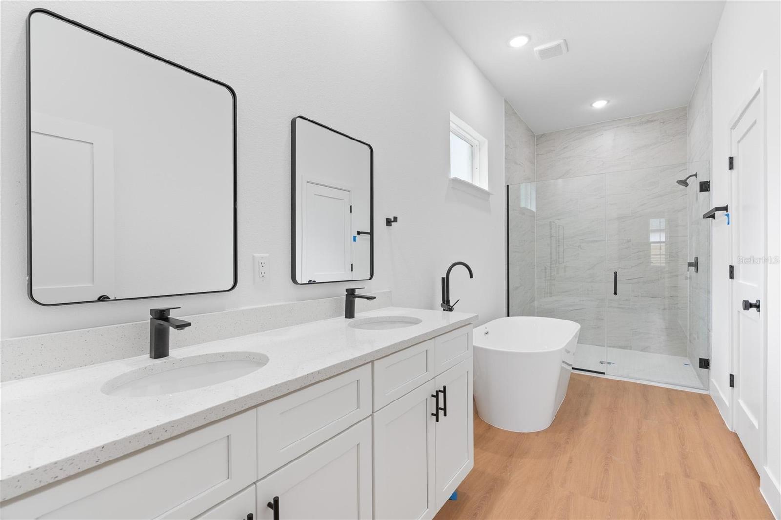 BLOCK 1068/MARION OAKS UN SEV - Residential