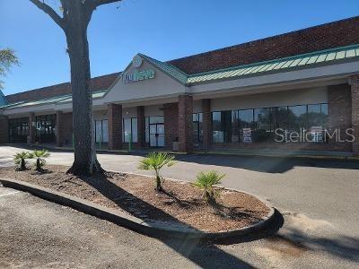 Retail or restaurant space next to Key Foods Supermarket and True Leaf Prime Hwy 200 (SW College Rd) location. FL Dept of Transportation 2015 Traffic Report 25,000 ADT TWO WAY. Super prime retail store for lease across from Target, near local mall, strip centers, auto dealerships, highest traffic count in Ocala. ( Ocala's most traveled roadway) 4200 Sq ft showroom and the warehouse is 2440 sq ft.