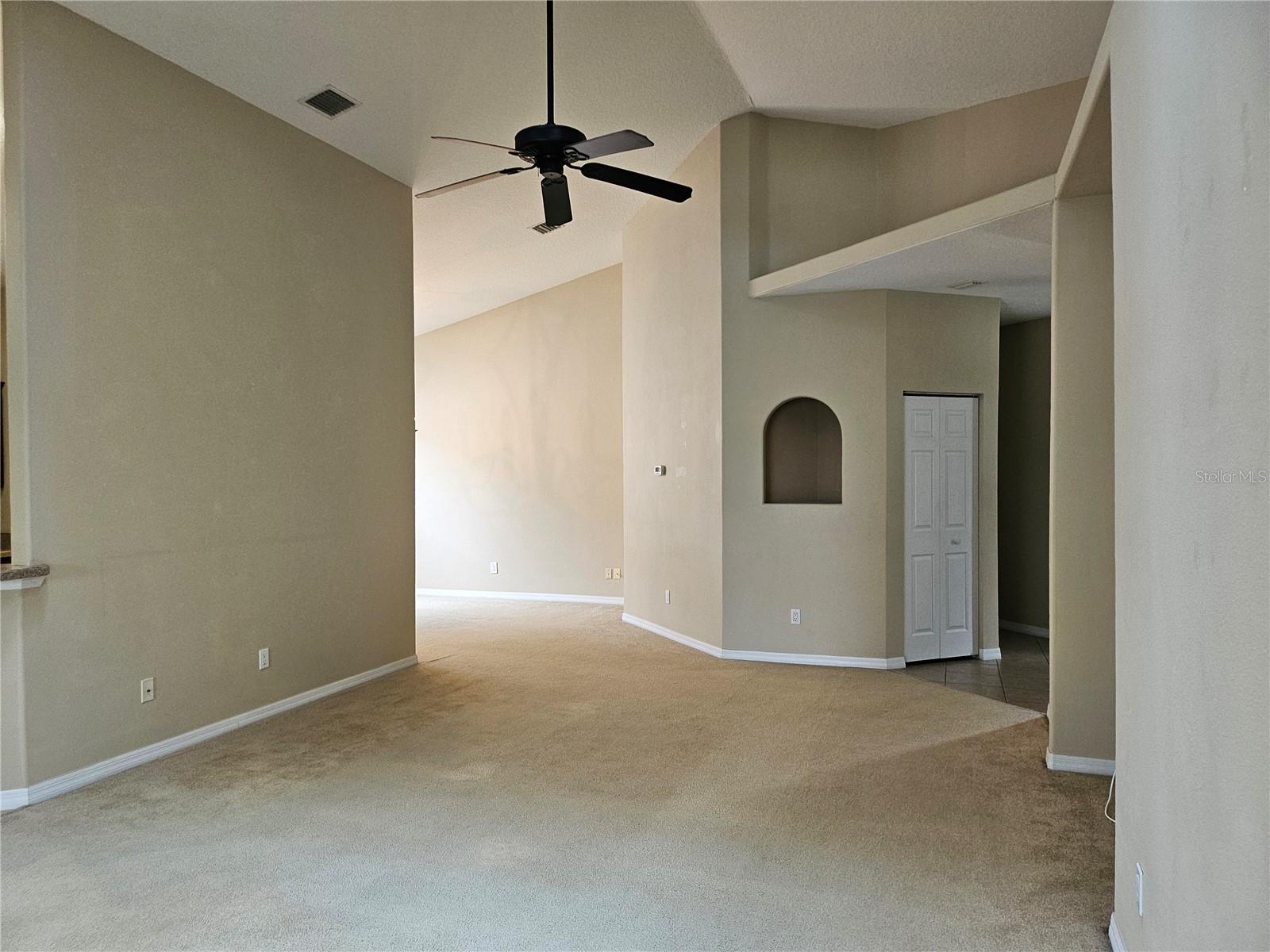 RIVERGATE PH I SUB - Residential Lease