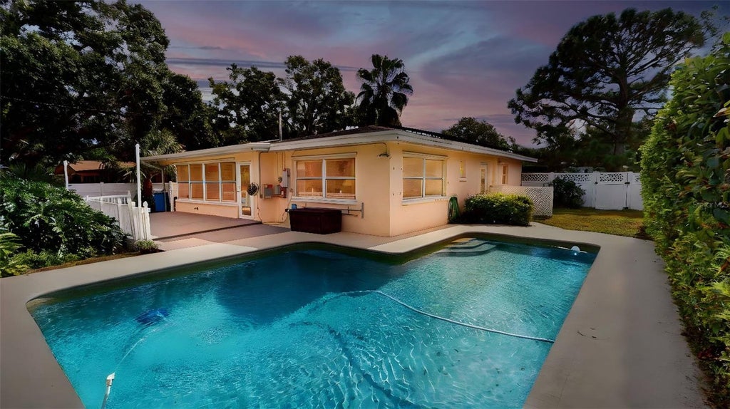 Photo of 1618 Tuscola Road, Clearwater, FL 33756 (MLS # TB8561939)