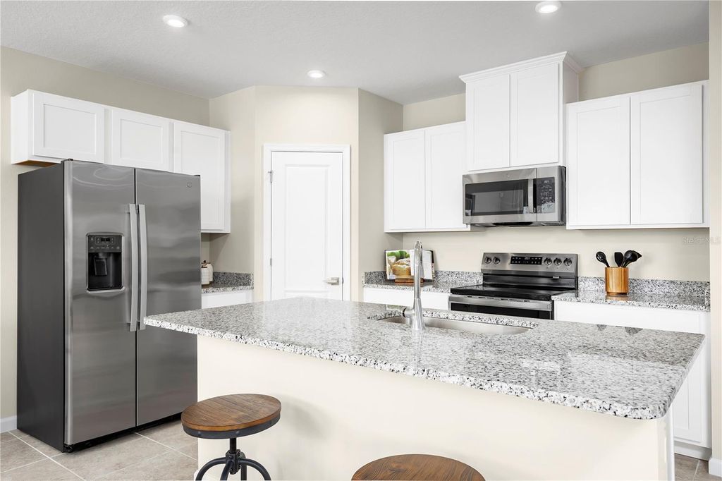 Photo of 6949 Sundial Drive, Lakeland, FL 33813 (MLS # W7884900)