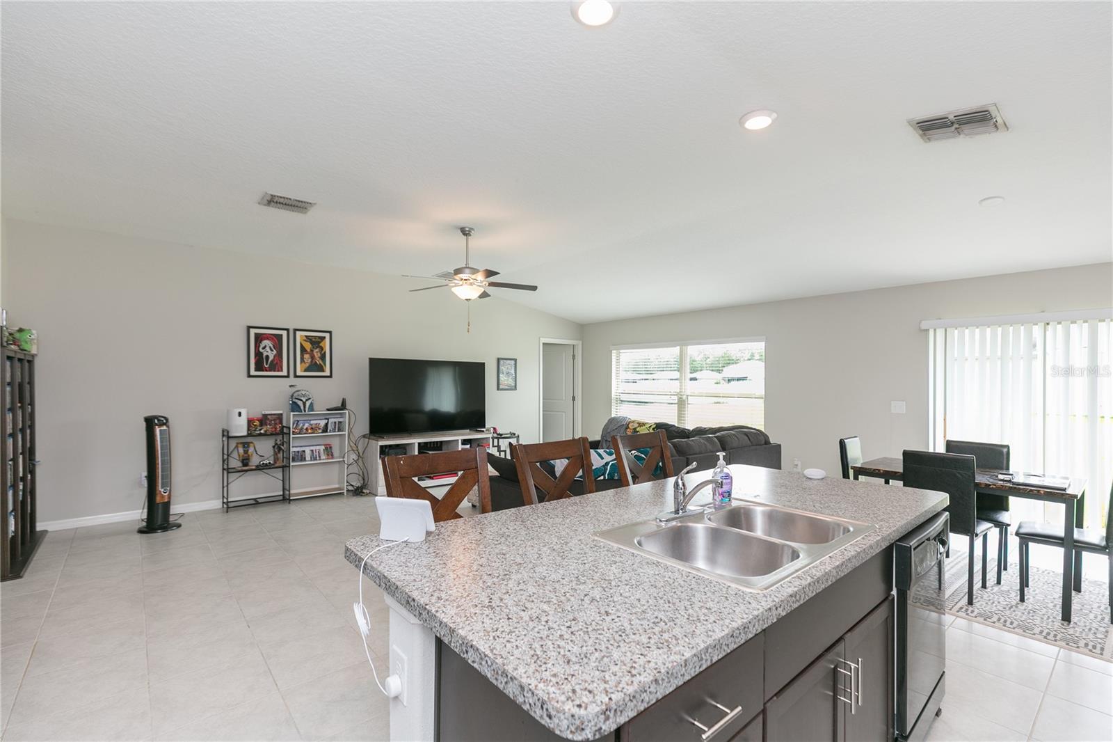 SOUTH FORK TR V PH 1 - Residential