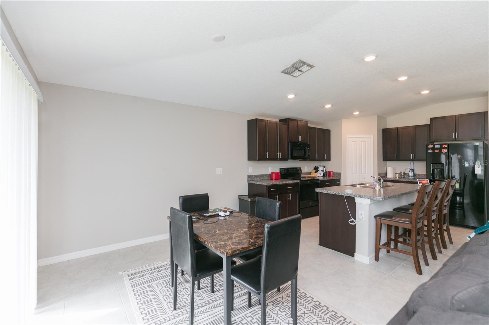 SOUTH FORK TR V PH 1 - Residential
