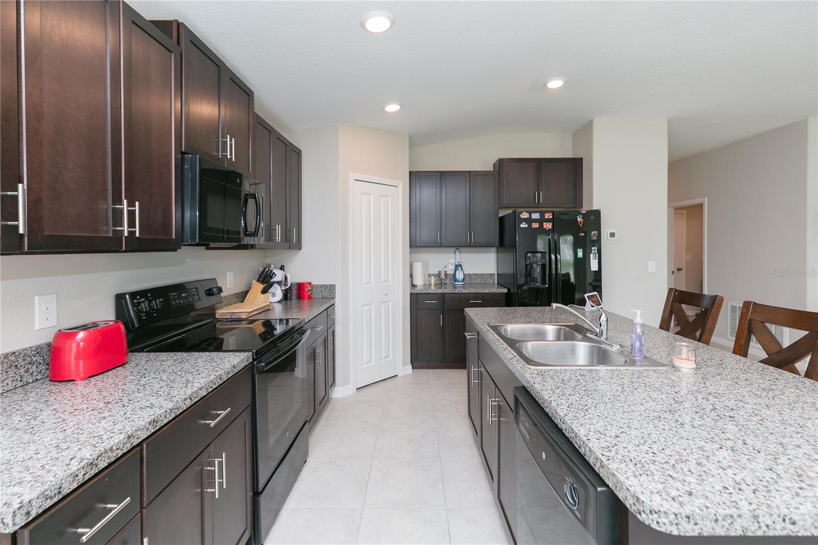 SOUTH FORK TR V PH 1 - Residential