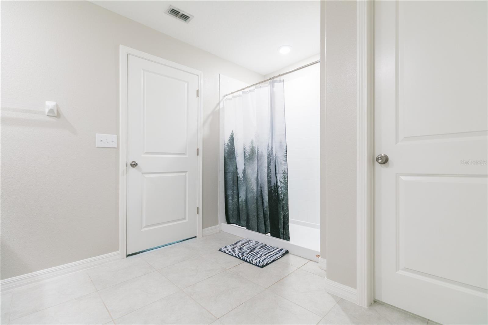 SOUTH FORK TR V PH 1 - Residential