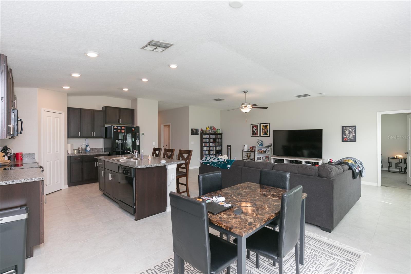 SOUTH FORK TR V PH 1 - Residential