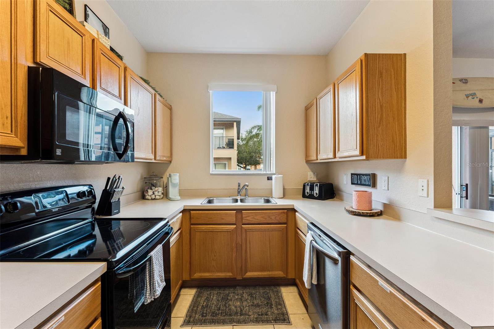 REGAL OAKS AT OLD TOWN - Residential