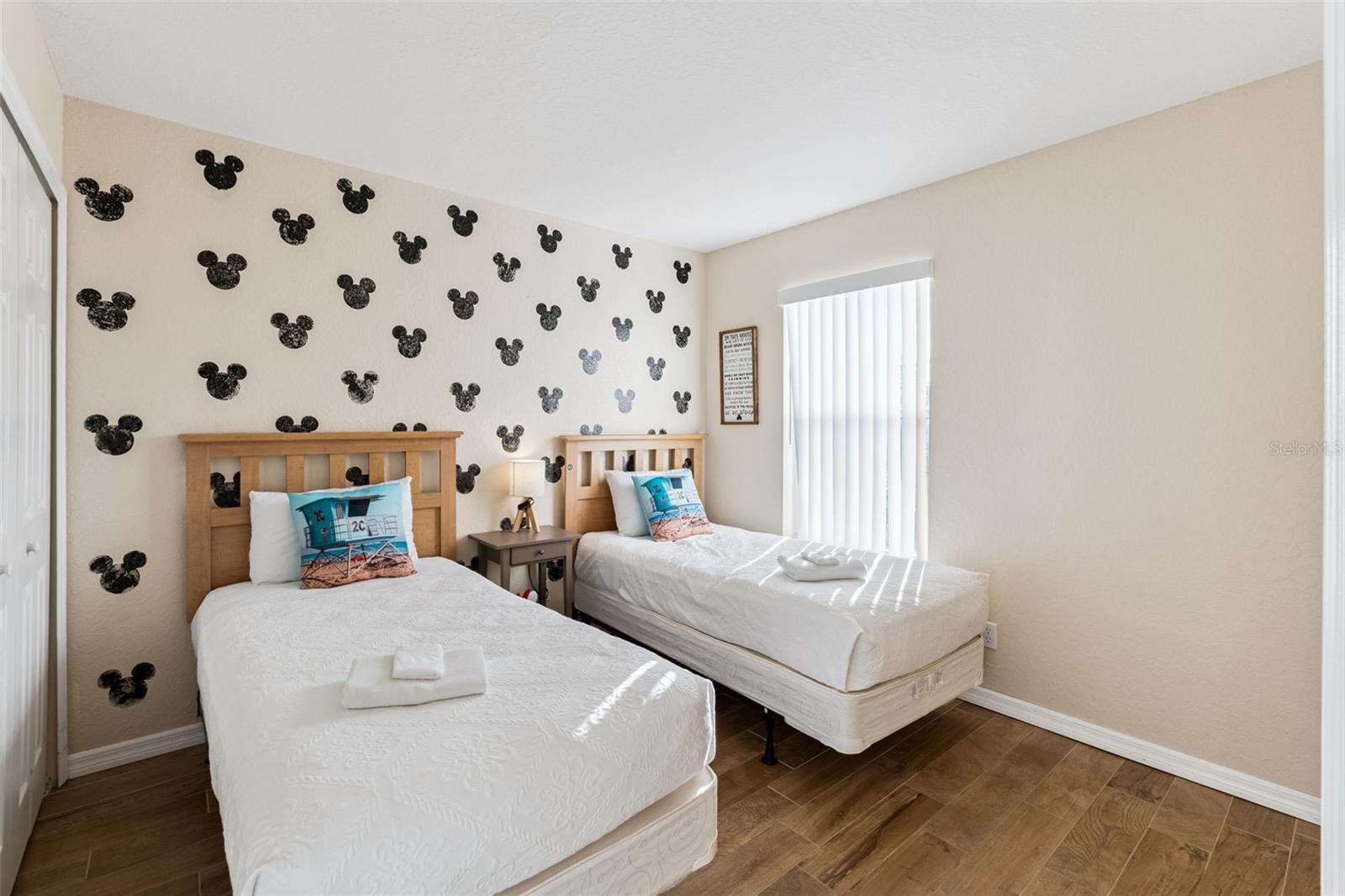 REGAL OAKS AT OLD TOWN - Residential