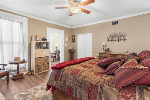 Tiny photo for 1024 W Main Street, Leesburg, FL 34748 (MLS # G5102105)