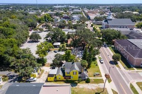 Tiny photo for 1024 W Main Street, Leesburg, FL 34748 (MLS # G5102105)