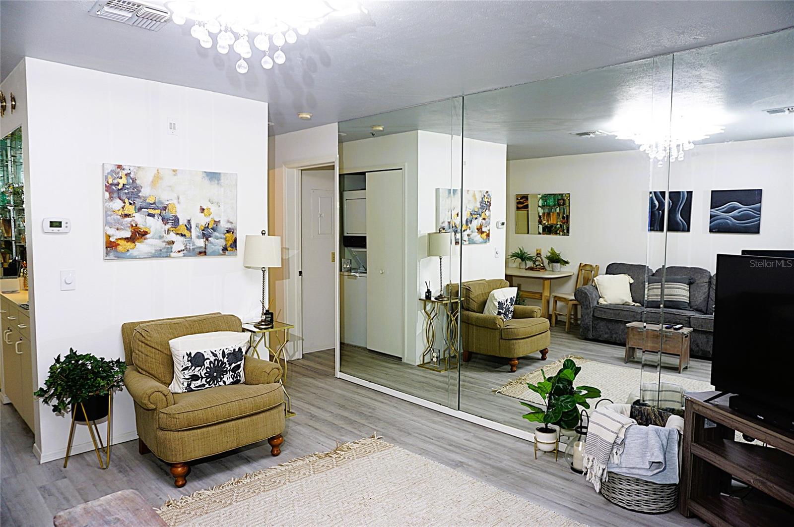 2210 VISTA DEL SOL CONDO 520