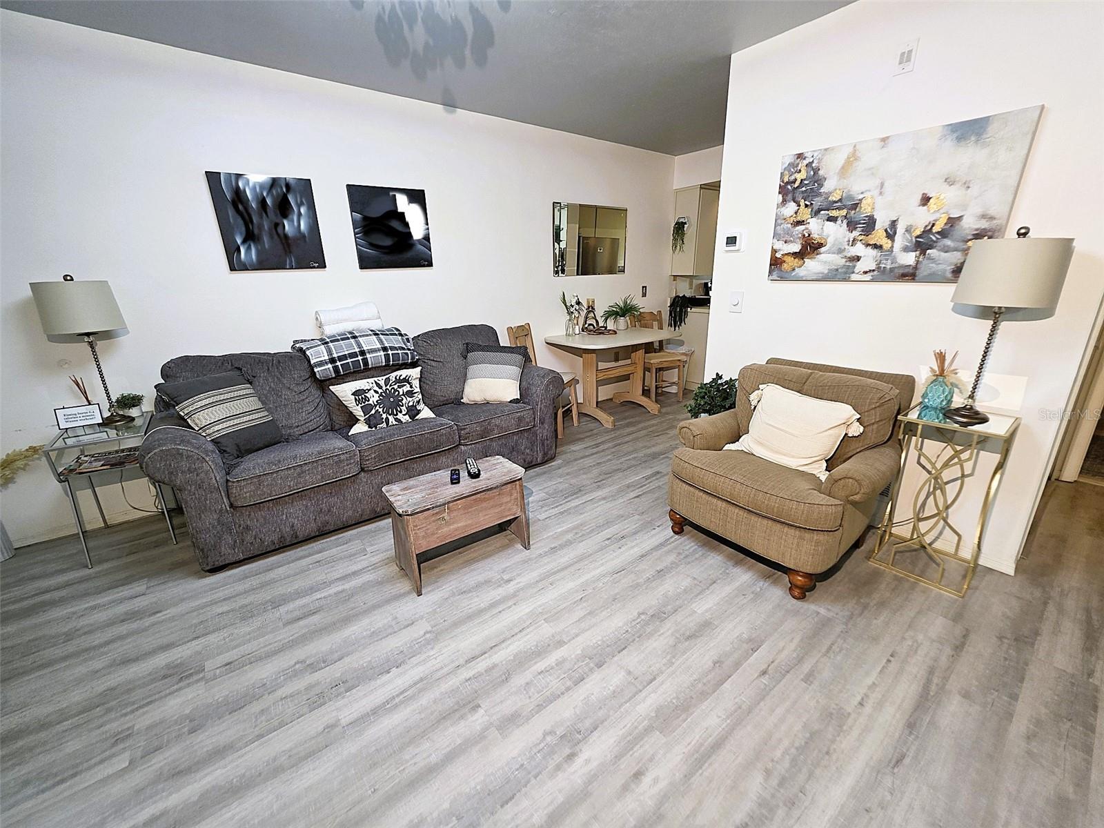 2210 VISTA DEL SOL CONDO 520