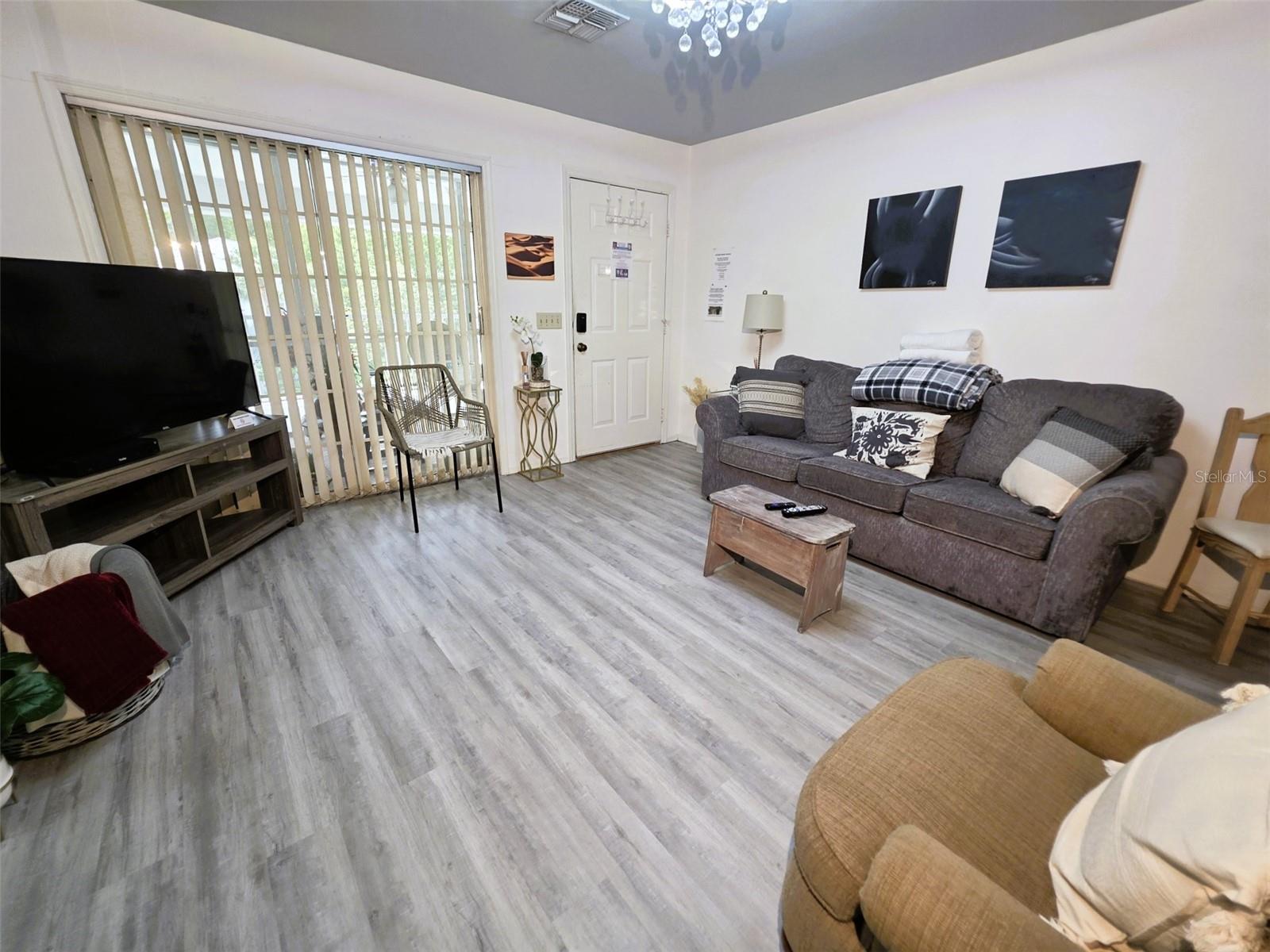 2210 VISTA DEL SOL CONDO 520
