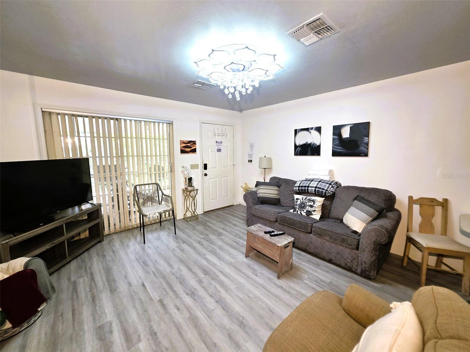2210 VISTA DEL SOL CONDO 520
