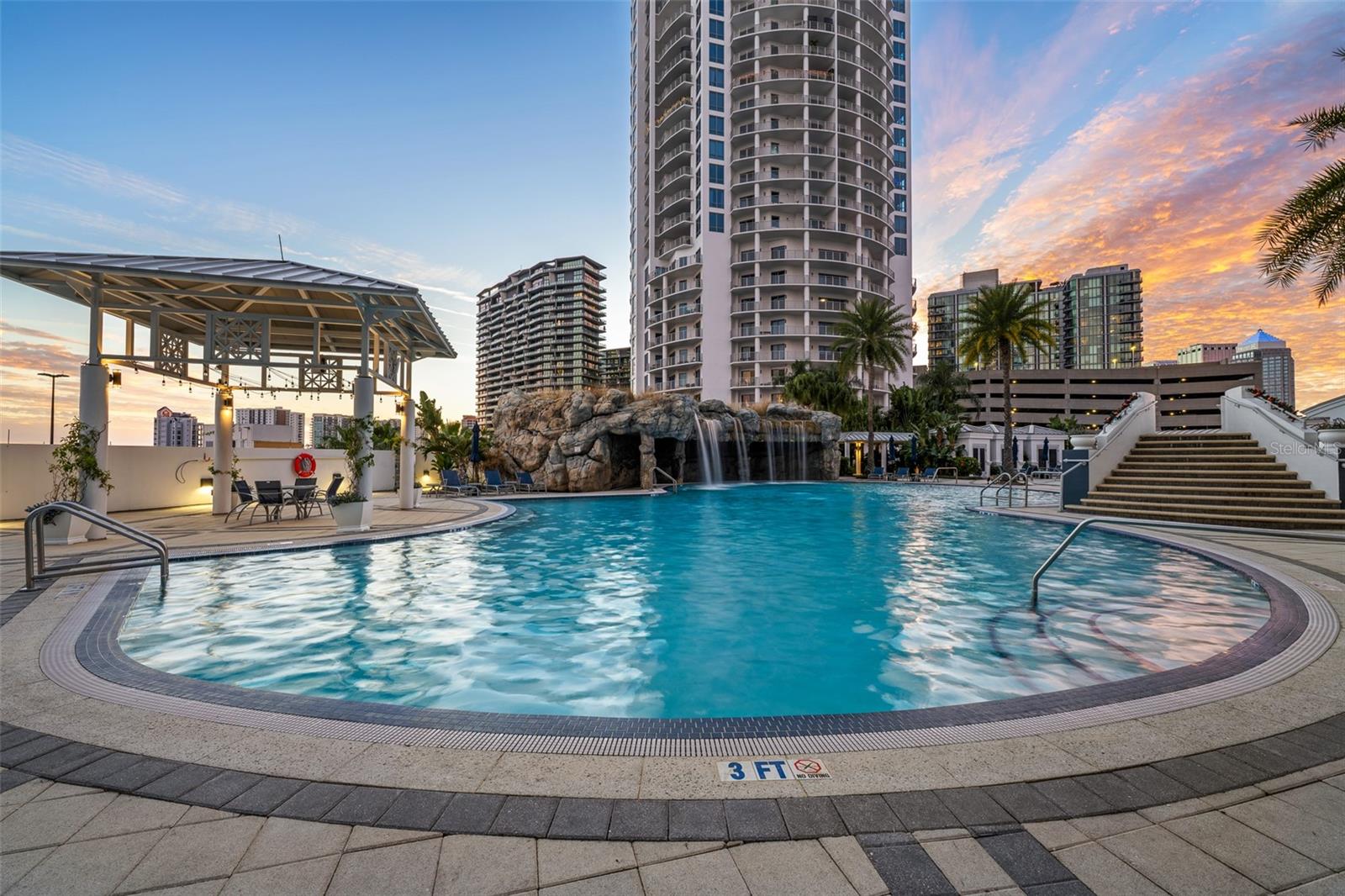 TOWERS OF CHANNELSIDE CONDOMIN - Residential