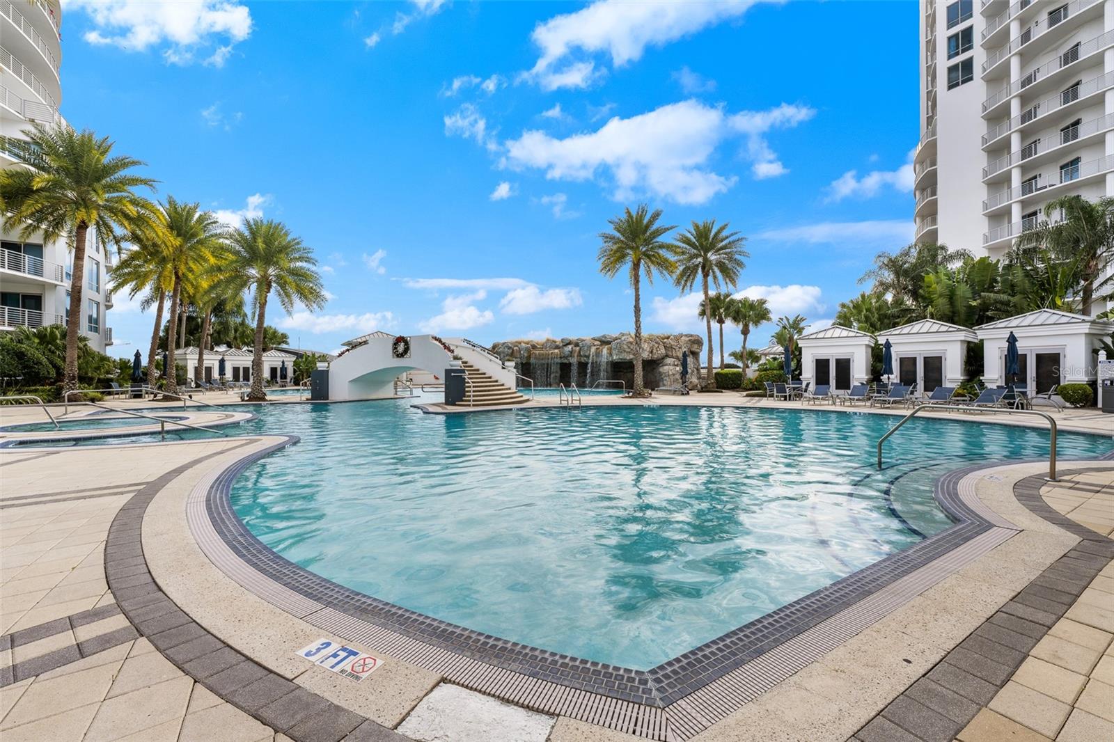 TOWERS OF CHANNELSIDE CONDOMIN - Residential