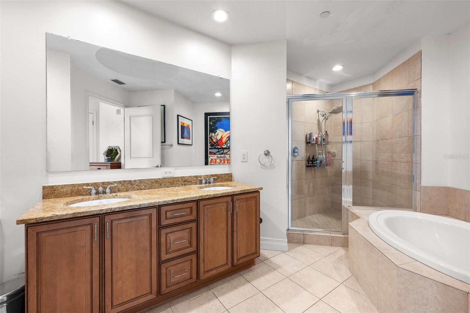 TOWERS OF CHANNELSIDE CONDOMIN - Residential