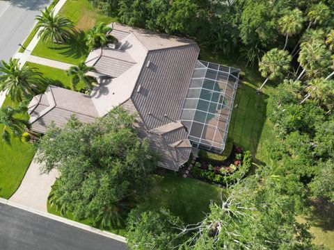 A home in PARRISH