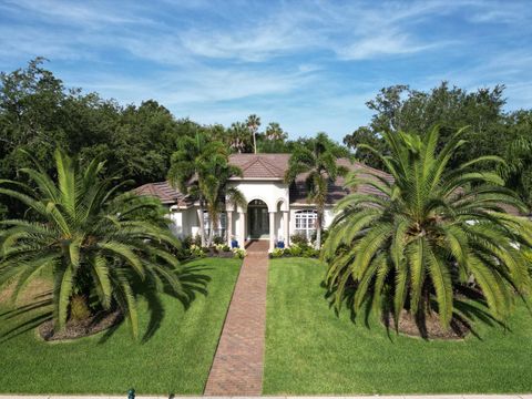 A home in PARRISH