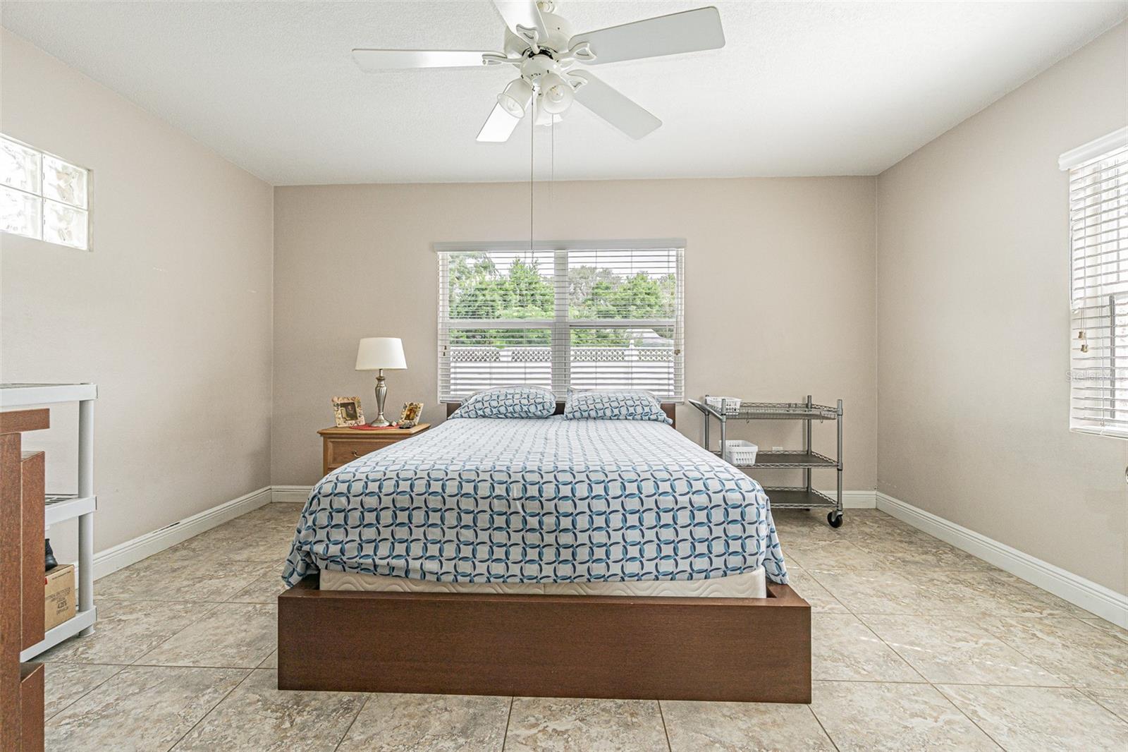 SUNSET HILLS 2ND ADD - Residential