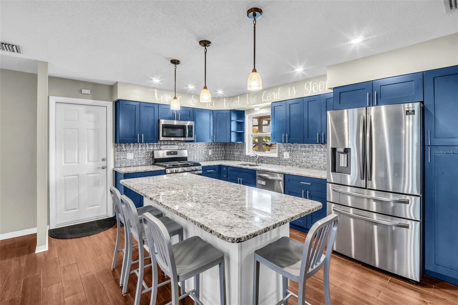 WILLIAMSDALE SQUARE 3RD ADD - Residential
