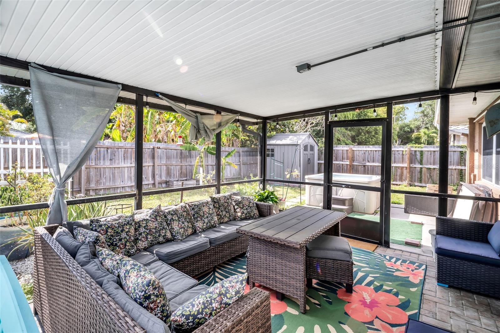 WILLIAMSDALE SQUARE 3RD ADD - Residential