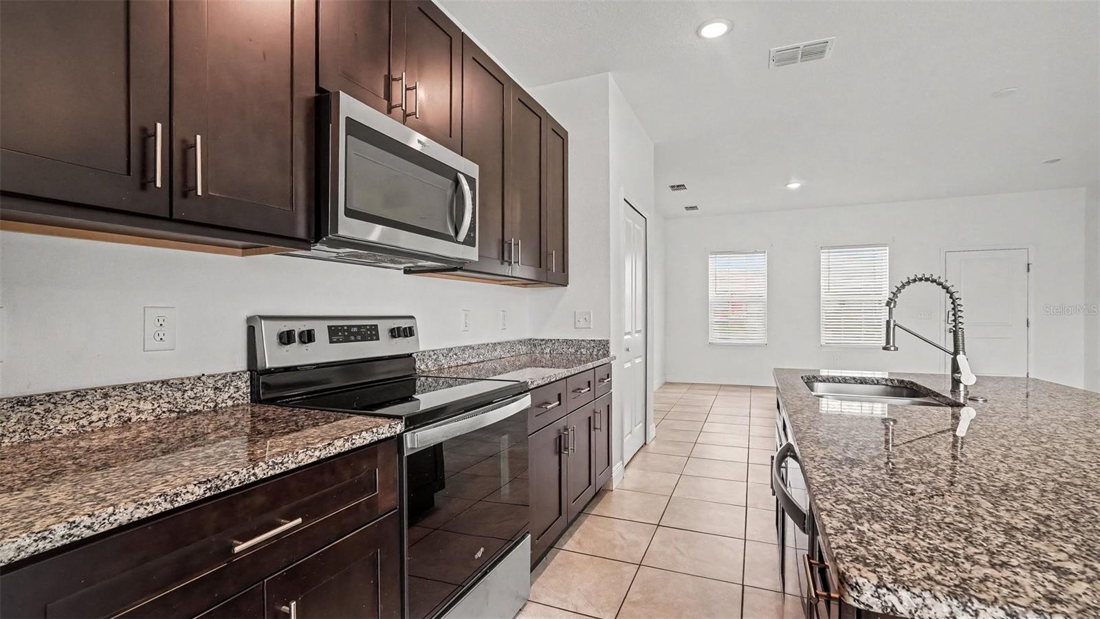 MARION OAKS UN 01 - Residential