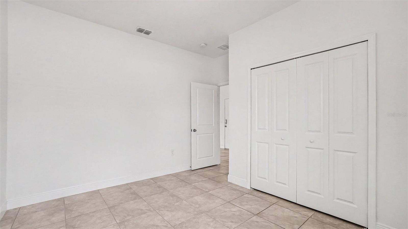 MARION OAKS UN 01 - Residential