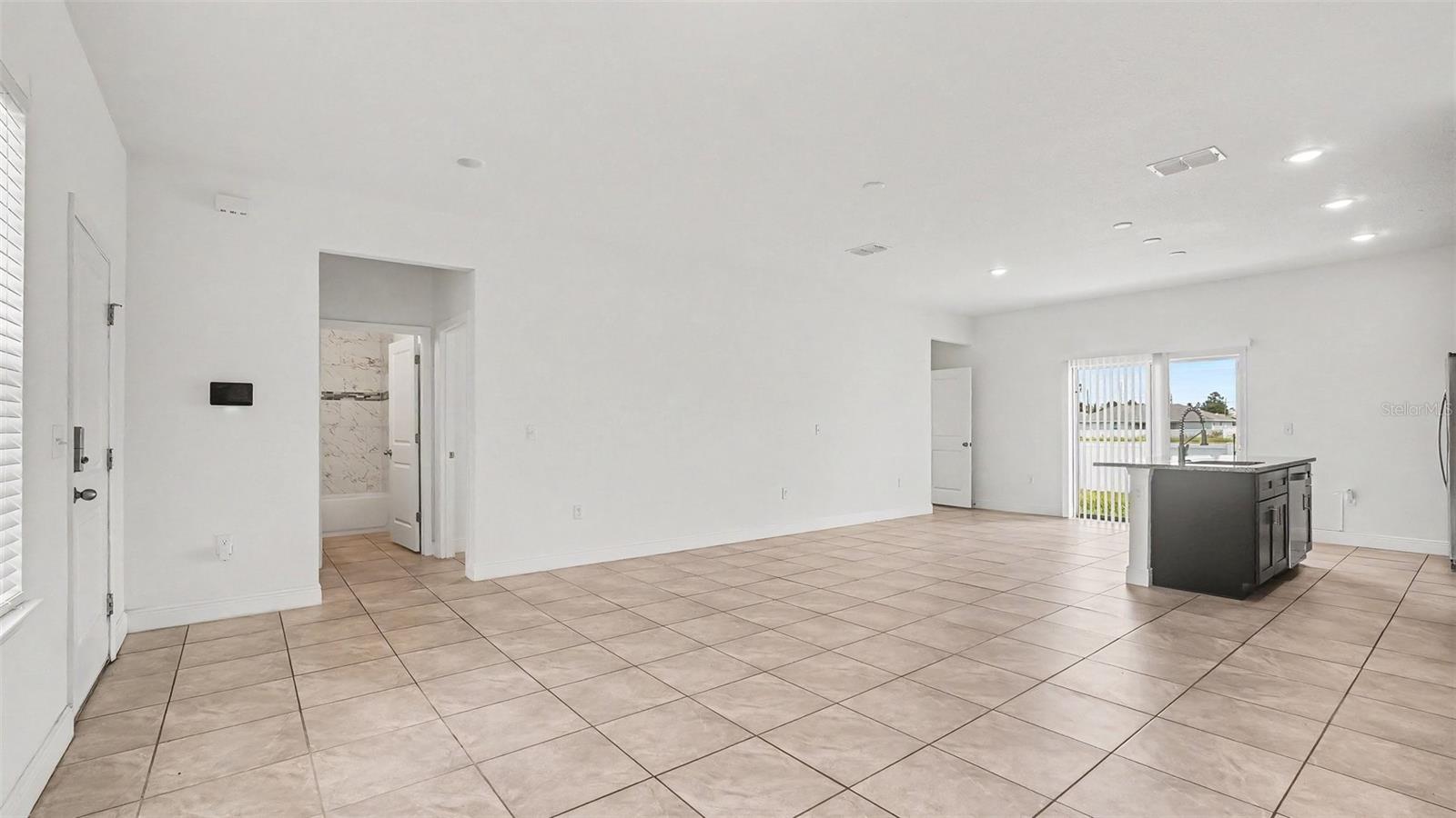 MARION OAKS UN 01 - Residential