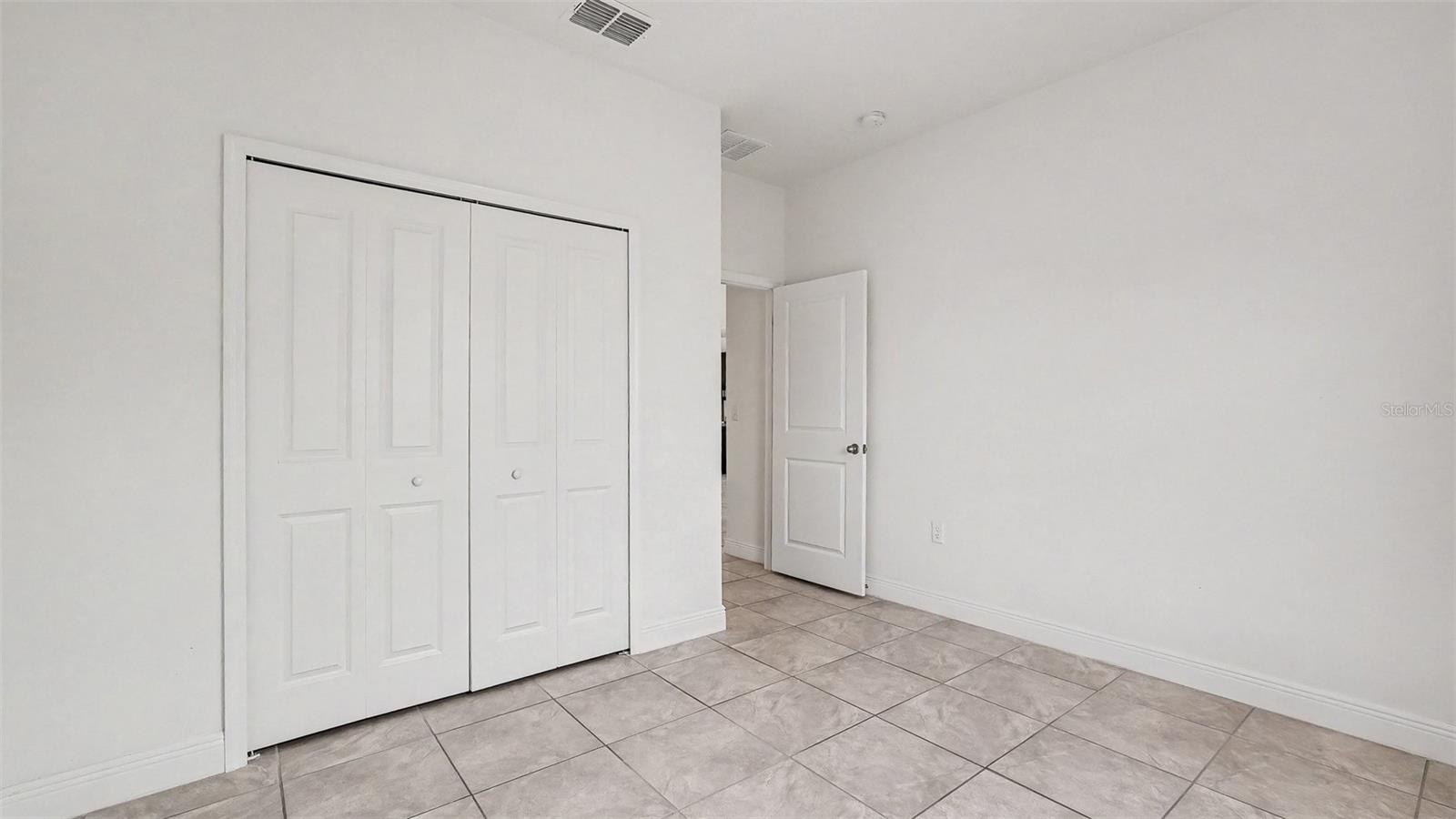 MARION OAKS UN 01 - Residential