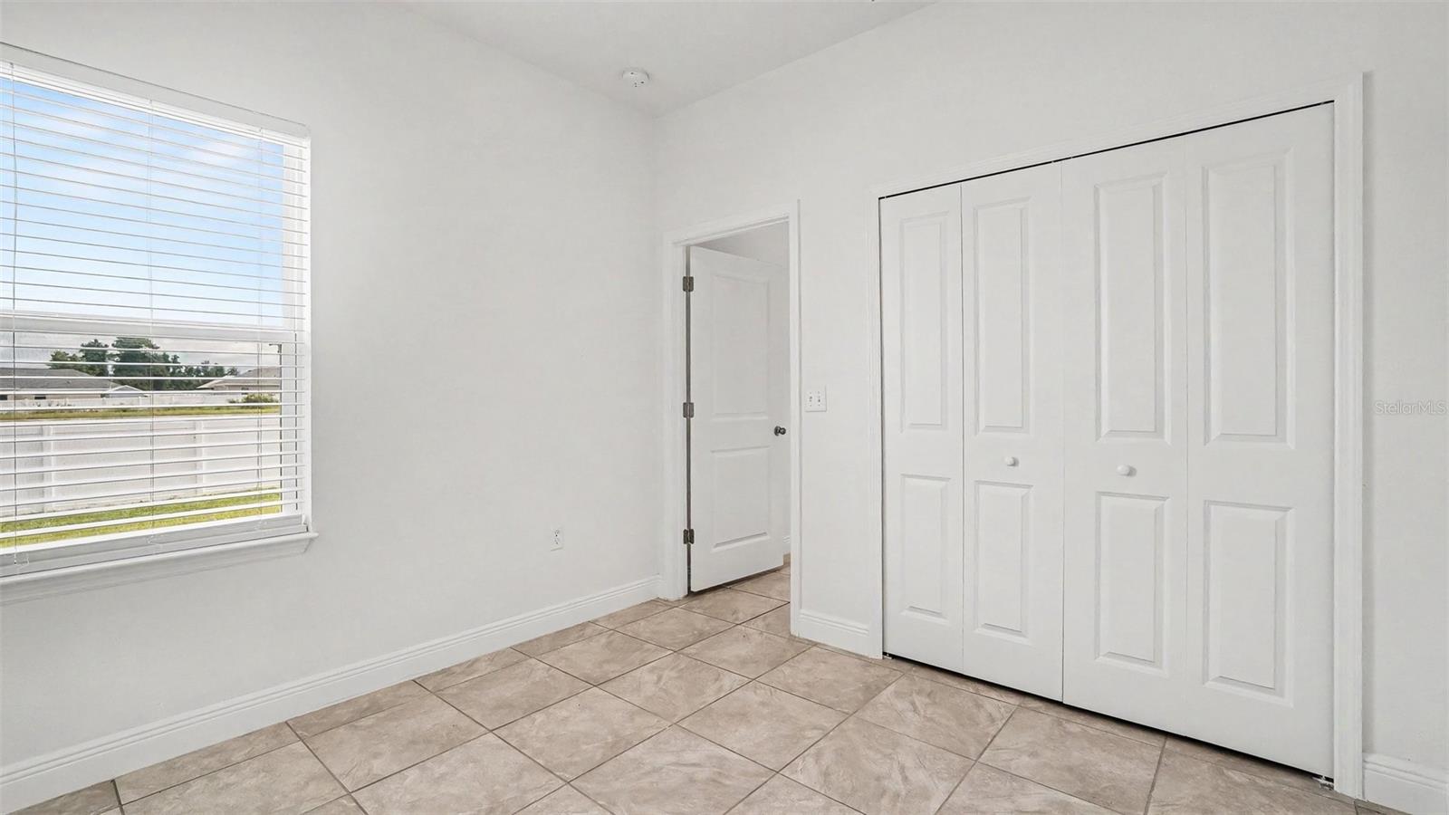 MARION OAKS UN 01 - Residential