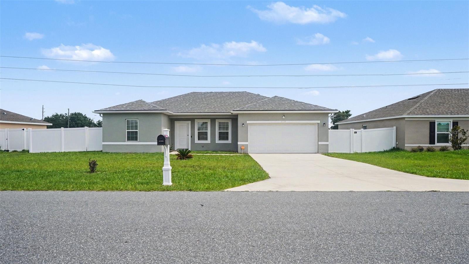 MARION OAKS UN 01 - Residential